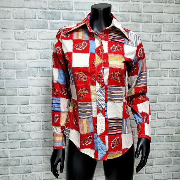 Vintage 70s Lady Arrow Womens M Patchwork Heart Pattern Lightweight‎ Button Top - Picture 1 of 10